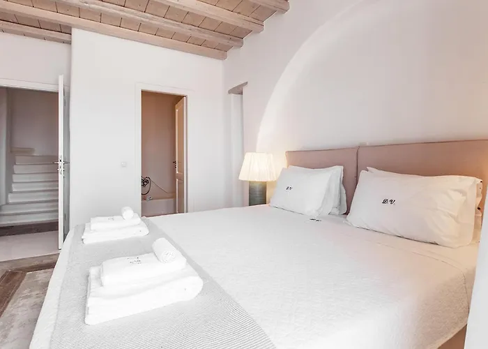 Diana Mykonos Willa Agios Ioannis Diakoftis