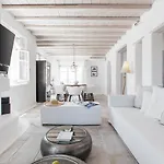 Diana Mykonos Villa Agios Ioannis Diakoftis