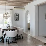 Diana Mykonos Вилла *